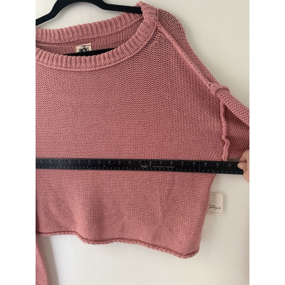 We The Free Women’s S Sweater Pink Oversized Cropped Long Sleeve Top NWT - Picture 8 of 9